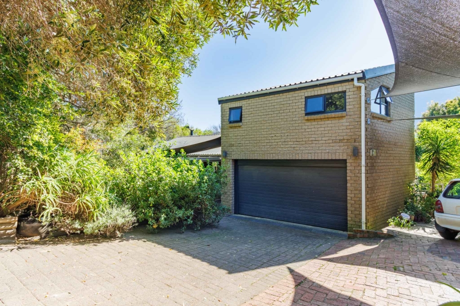 4 Bedroom Property for Sale in Tierboskloof Western Cape